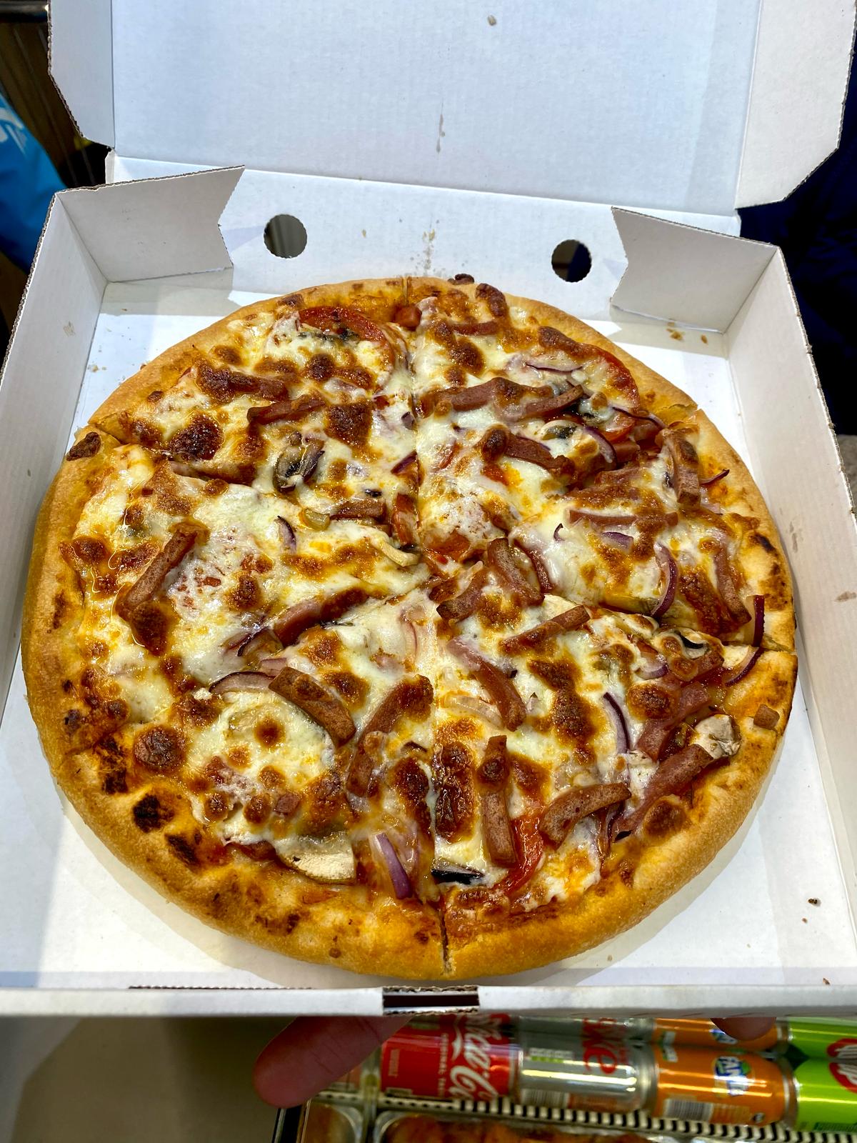 Four Seasons Pizza